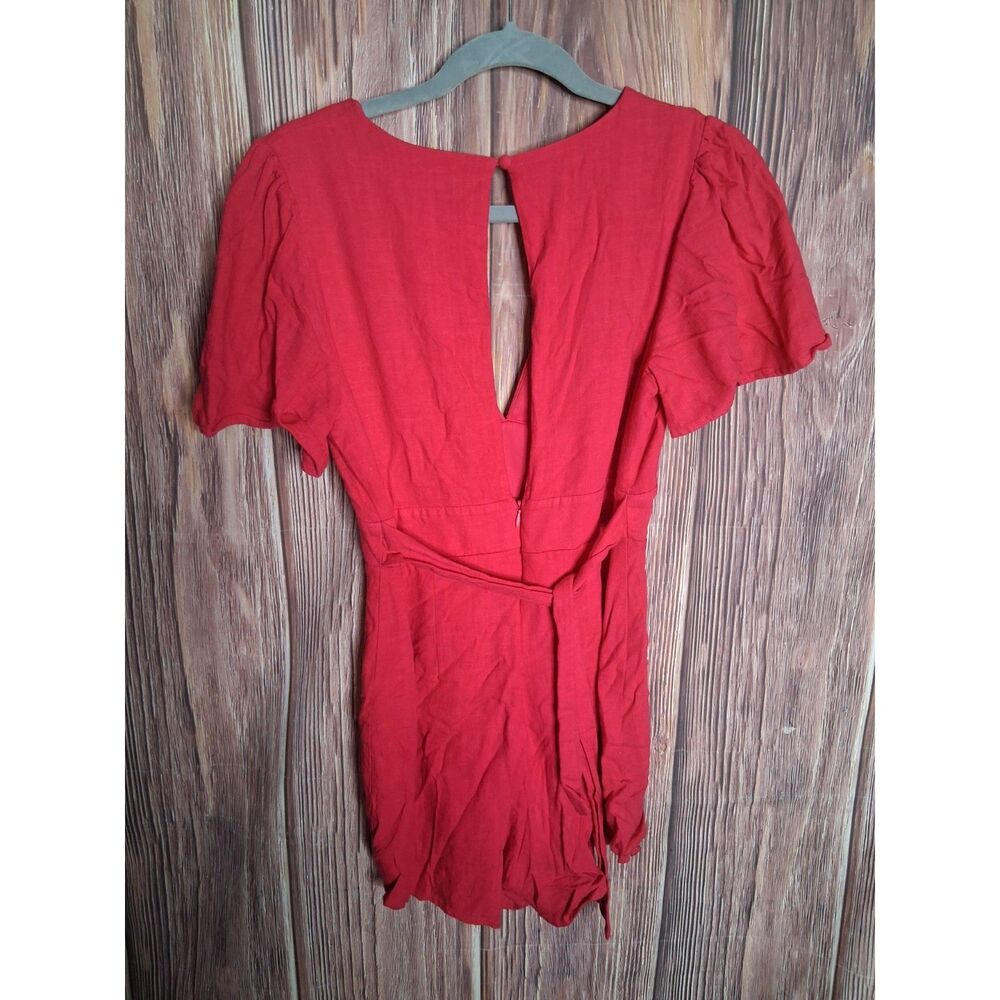 Giani bini red deep v neck flutter short sleeve romper size small party
